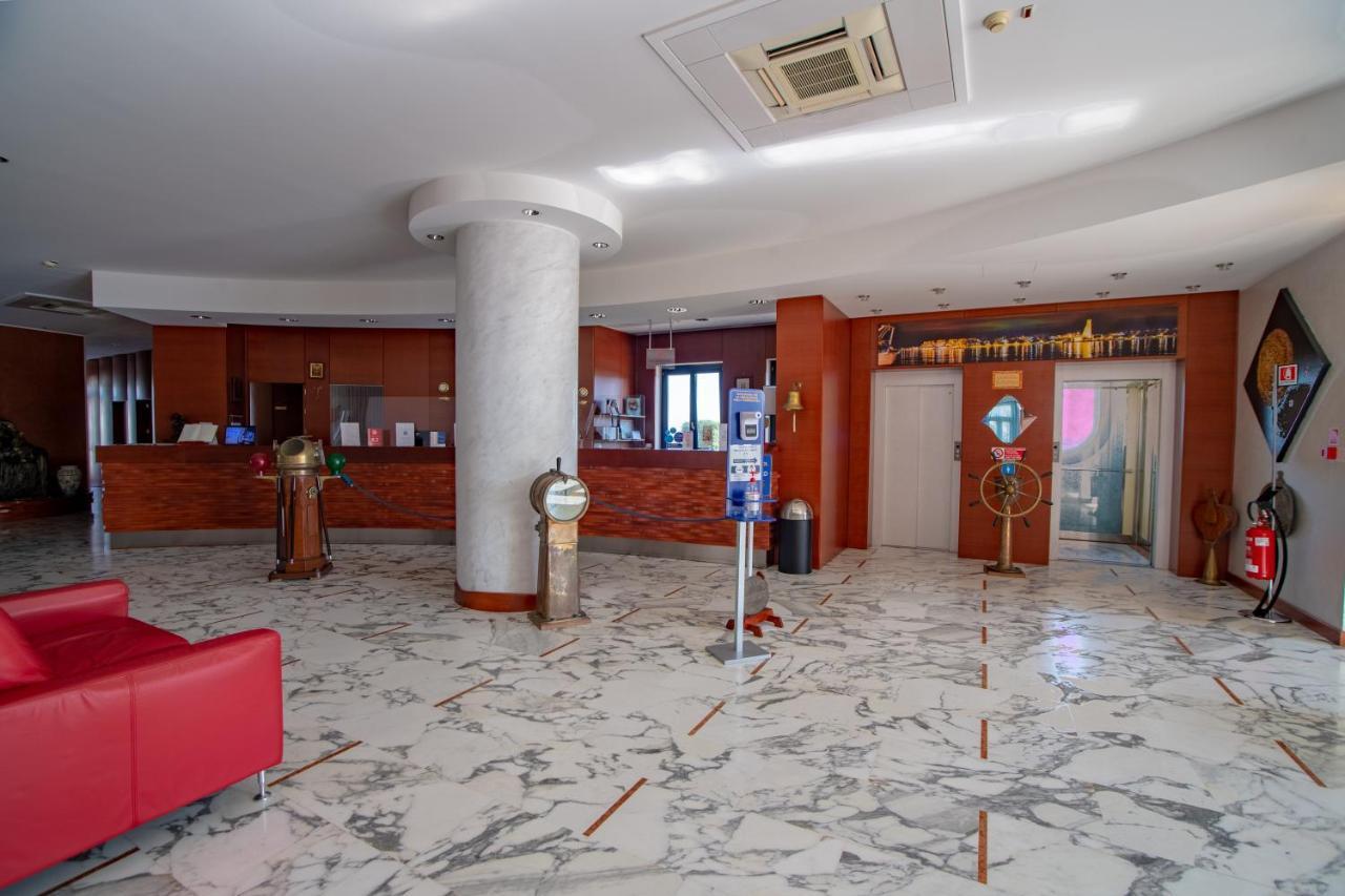 Best Western Hotel Nettuno Bríndisi Exterior foto